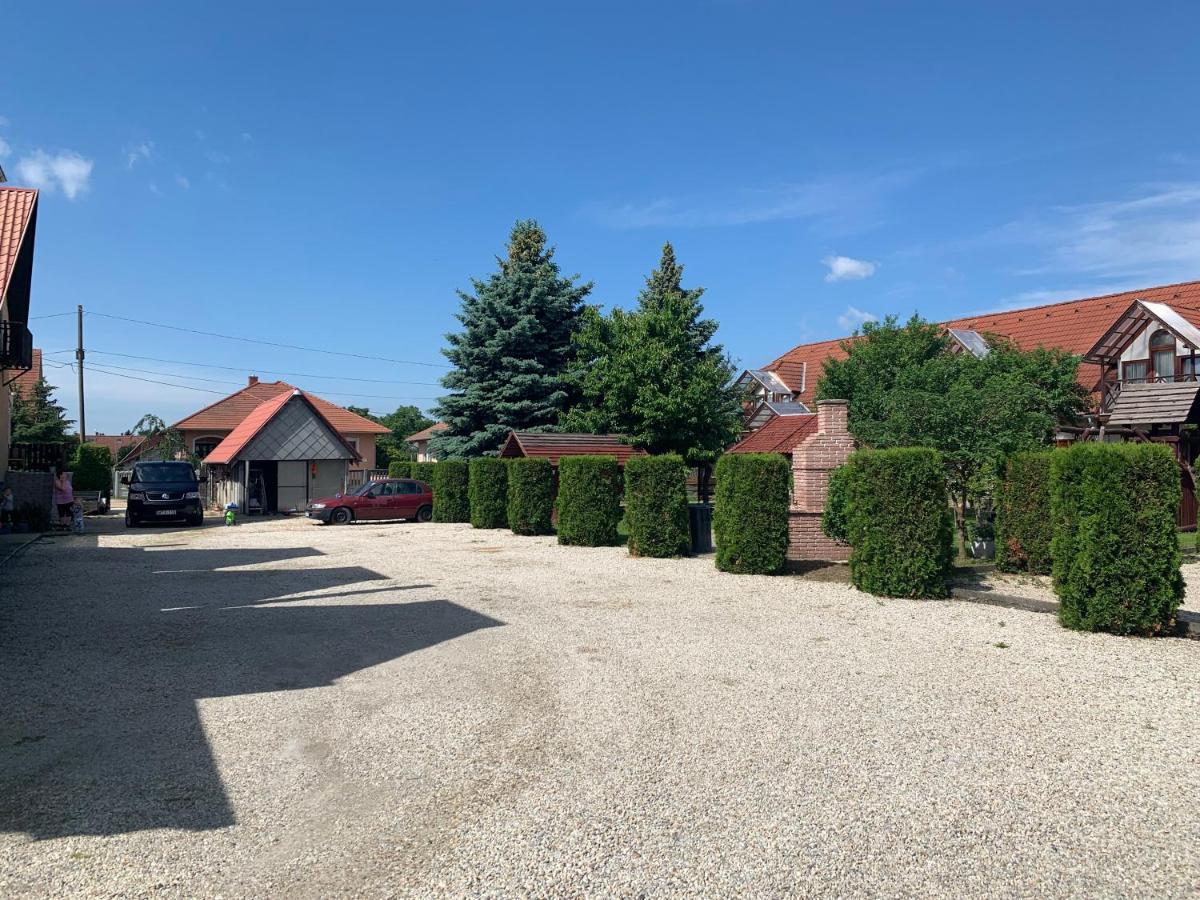 Toth Vendeghaz Hotel Bük Buitenkant foto
