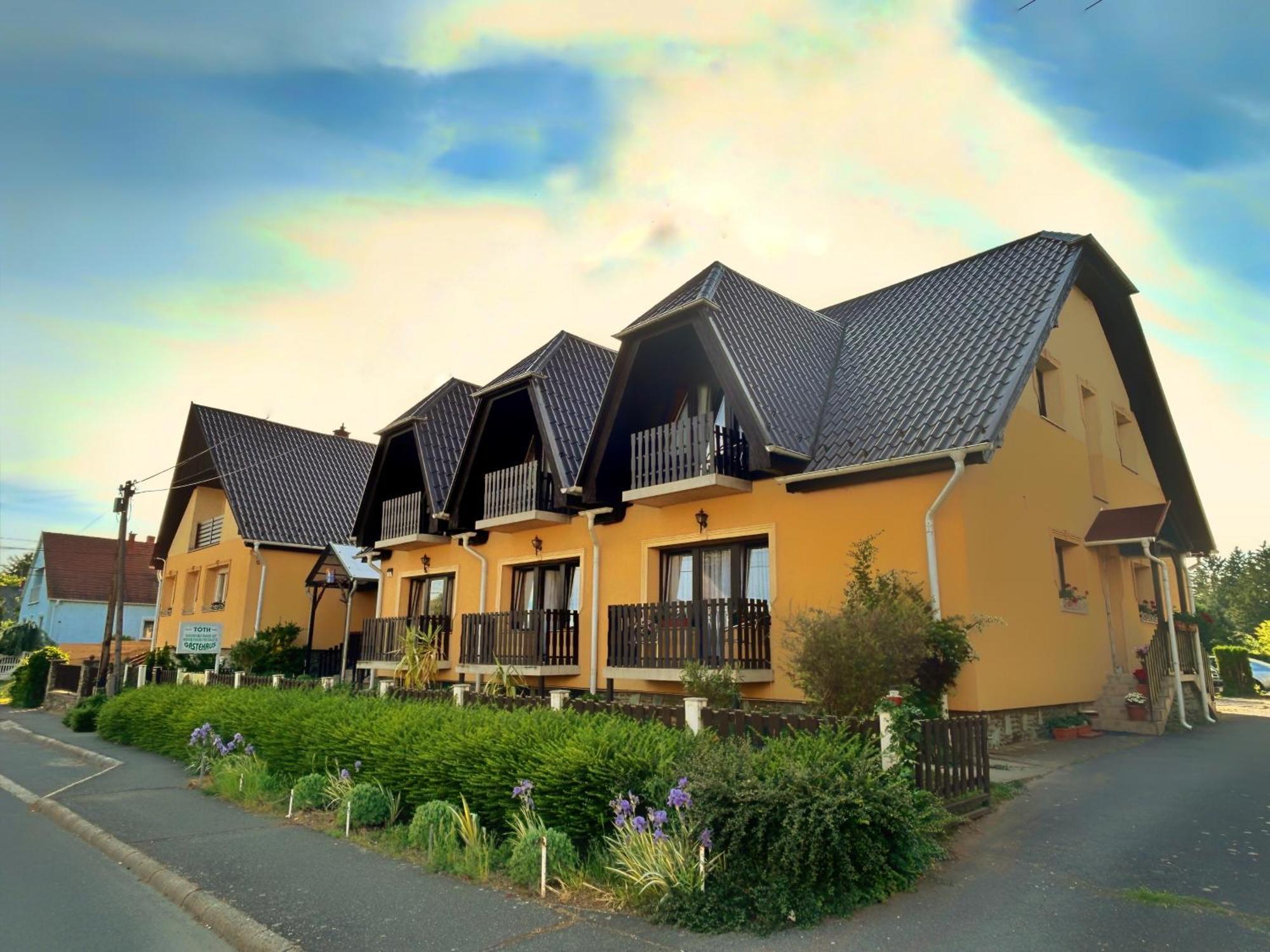 Toth Vendeghaz Hotel Bük Buitenkant foto